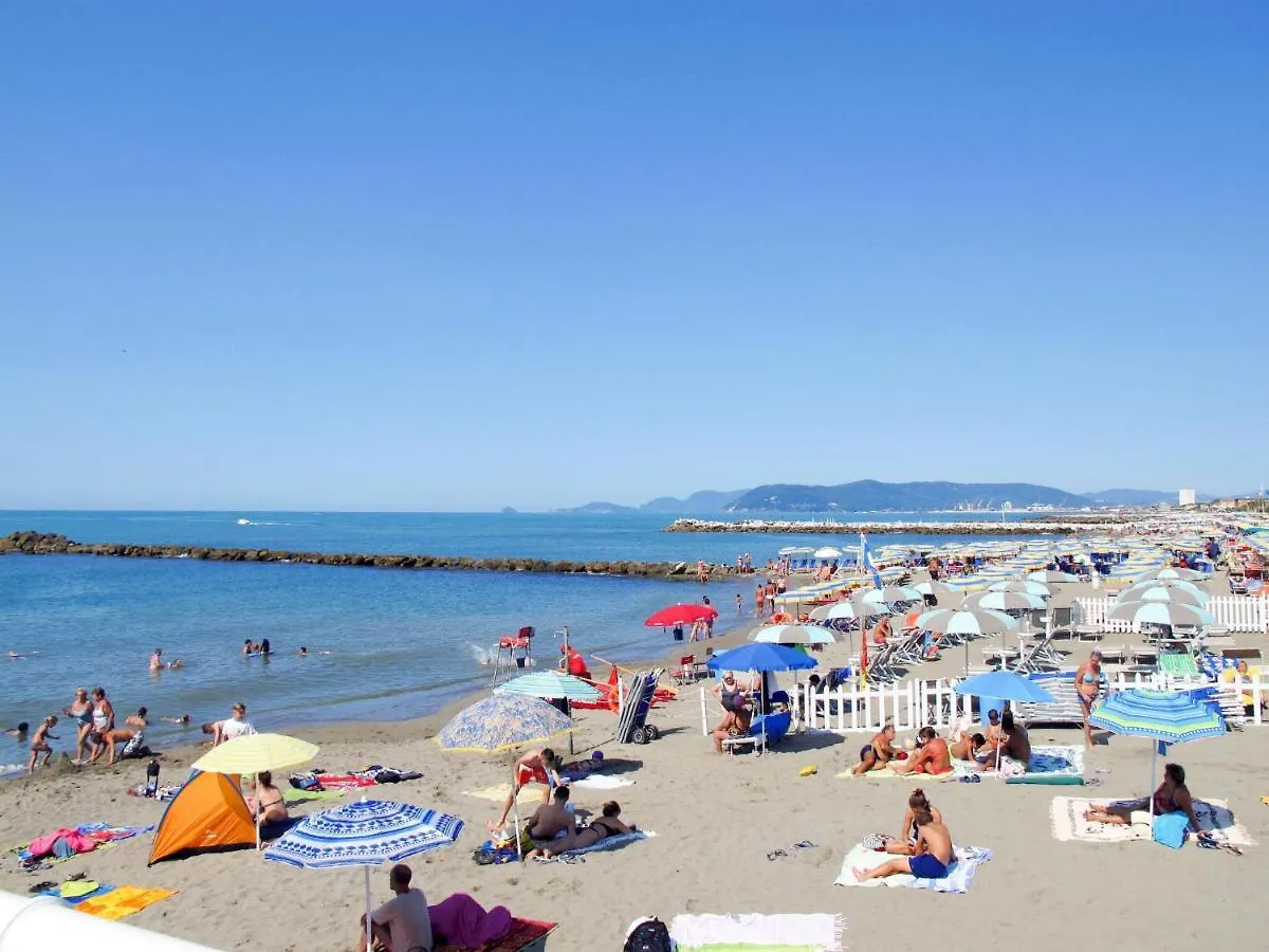 Casa vacanze Villa Locazione Turistica Colli Massa  Italia