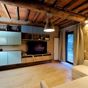  Casa vacanze Incantevole Casa Sul Fiume, Relax E Natura Ai Piedi Della Alpi Apuane